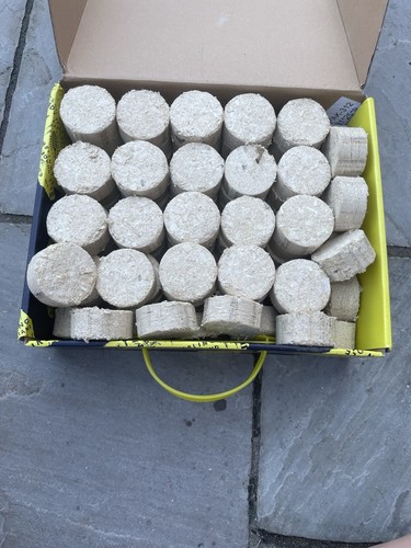 Compressed wood briquettes - 75,