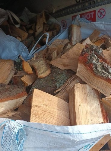 Seasoned hard wood - seasoned, logs
